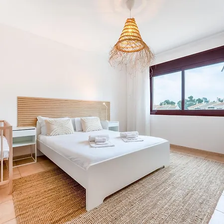 Sunny In Sunset Apartment Quarteira